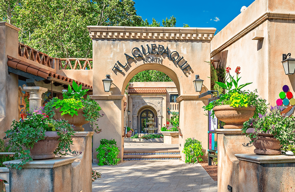 Tlaquepaque North entry arch and courtyard
