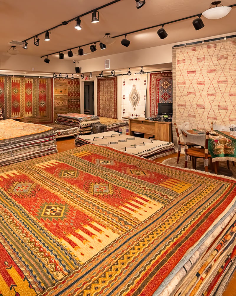 Azadi Fine Rugs Interior