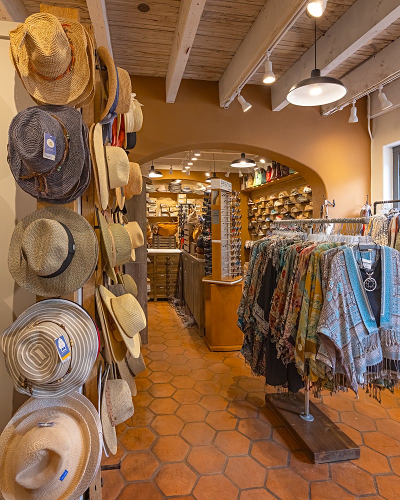 Bennali Outdoor Gear Interior
