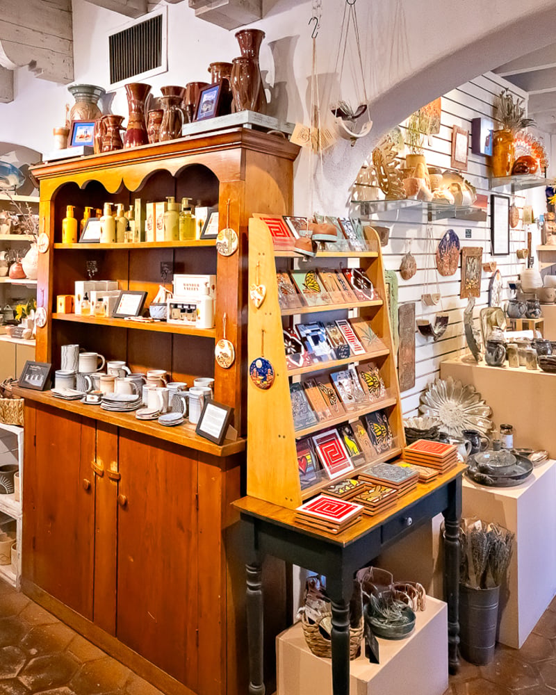 Esteban's Interior
